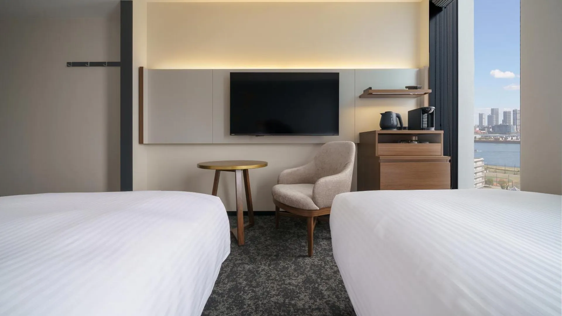 Premier Hotel -Cabin President- Tokyo 4*,