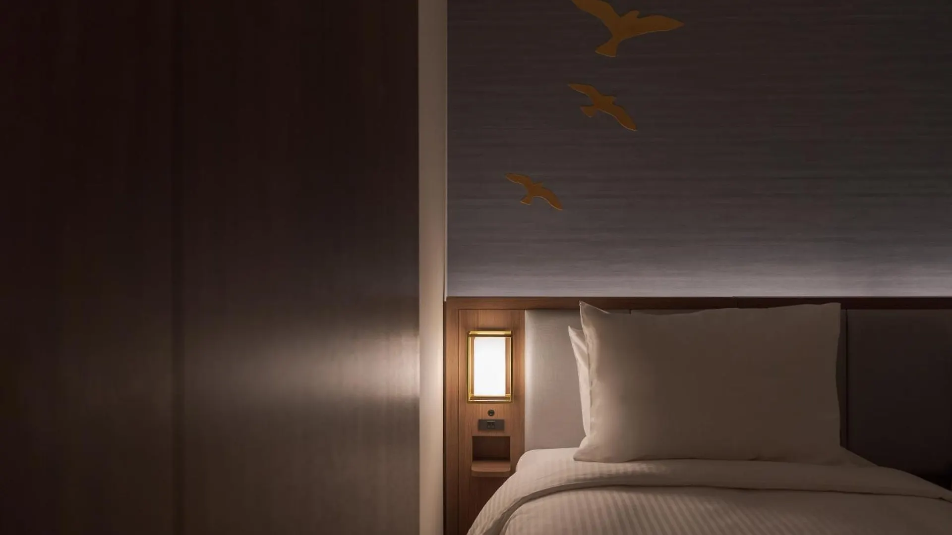 Premier Hotel -Cabin President- Tokyo Japan